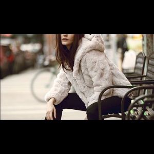 Heartloom Rex rabbit fur jacket in cream. Very good condition
